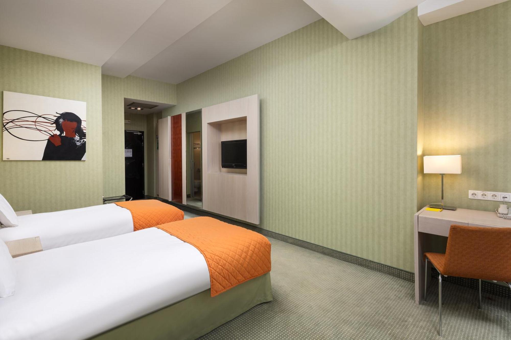 Hotel Golden Tulip Ana Tower Sibiu Dış mekan fotoğraf