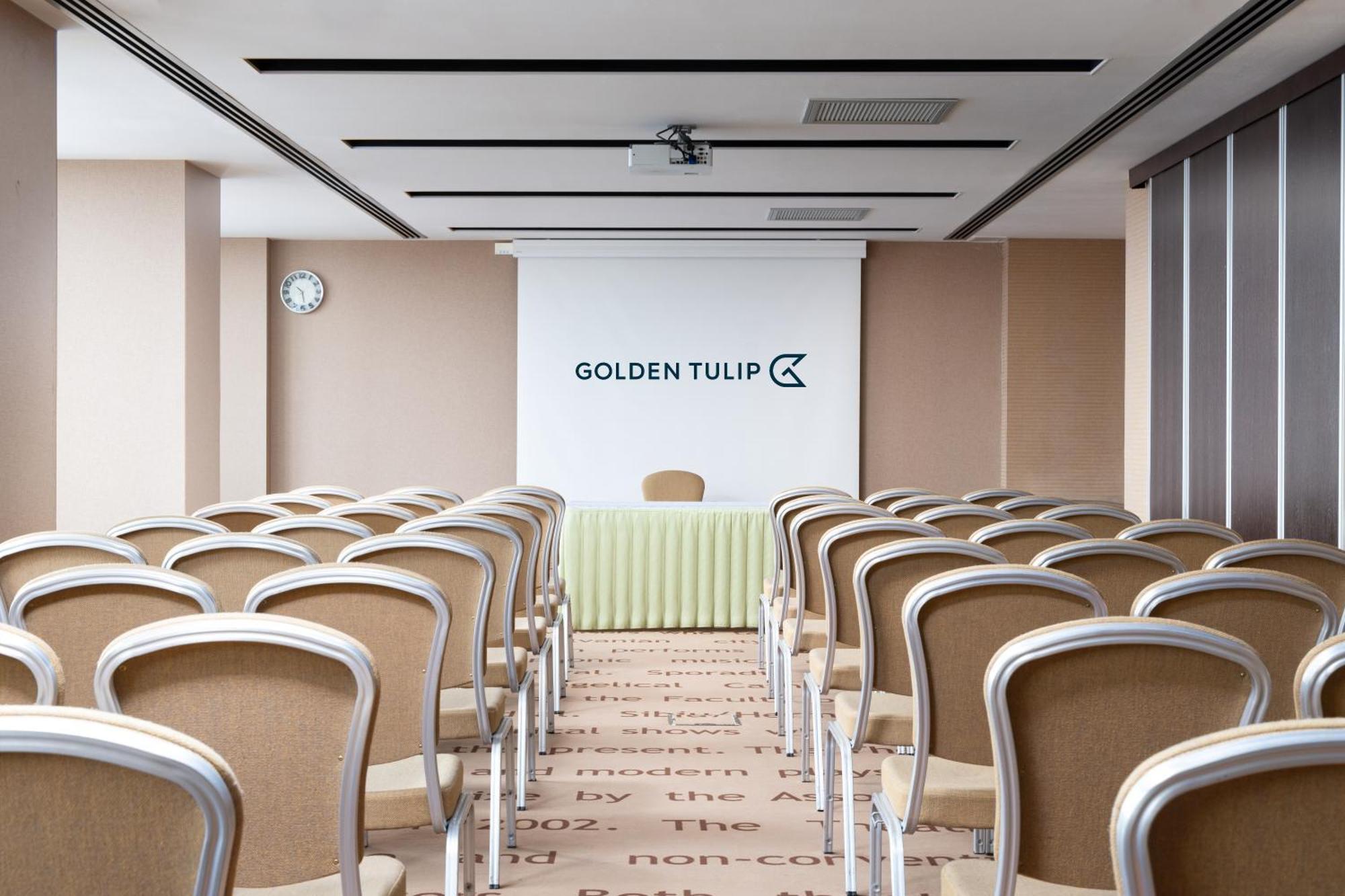 Hotel Golden Tulip Ana Tower Sibiu Dış mekan fotoğraf