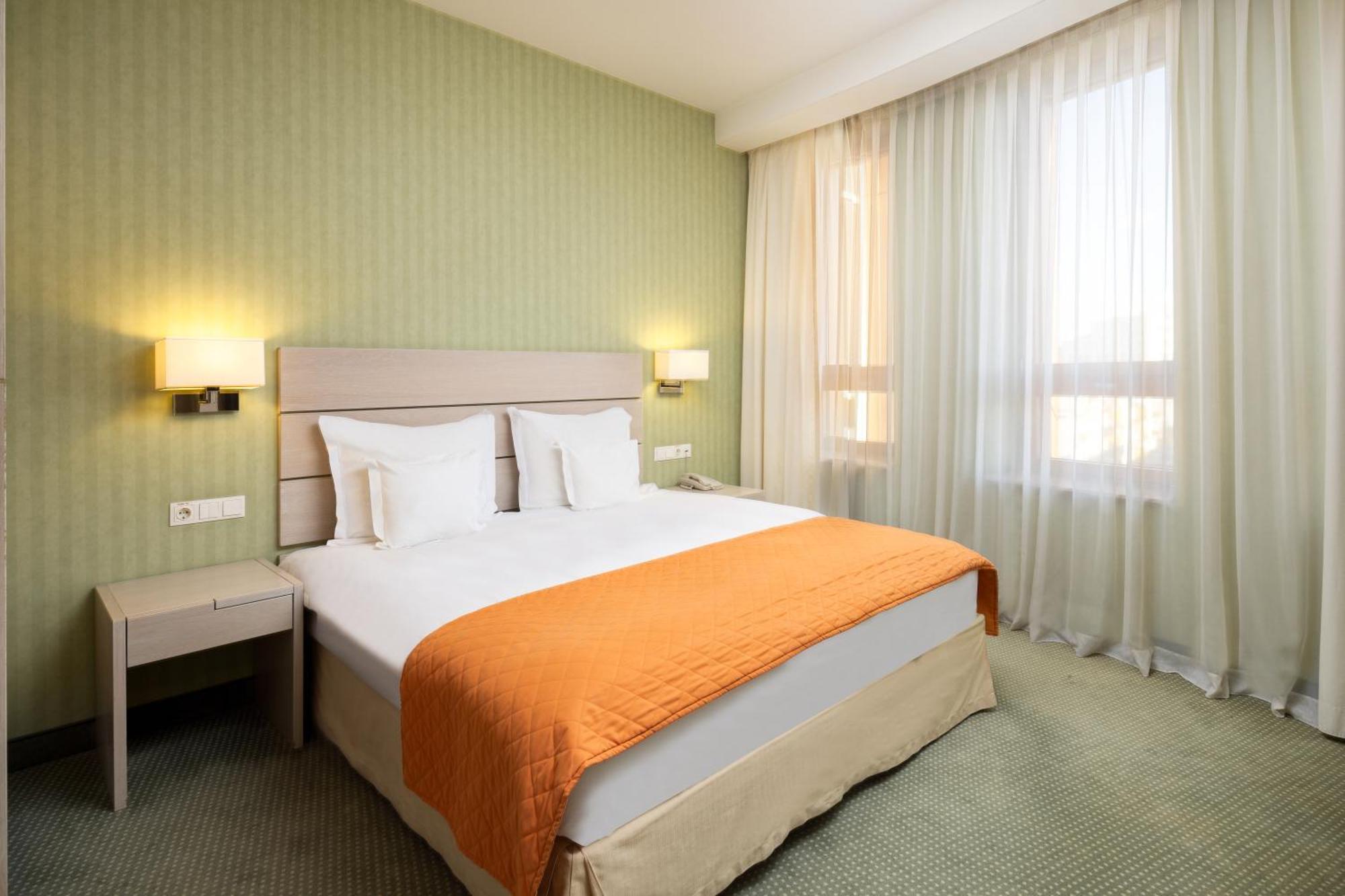 Hotel Golden Tulip Ana Tower Sibiu Dış mekan fotoğraf