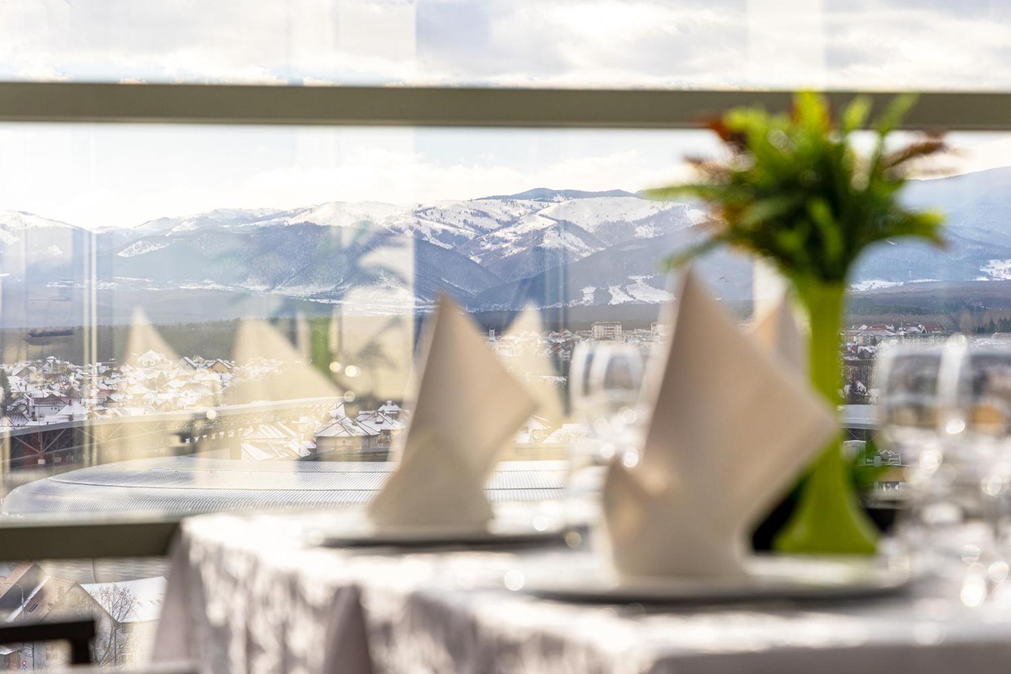 Hotel Golden Tulip Ana Tower Sibiu Dış mekan fotoğraf