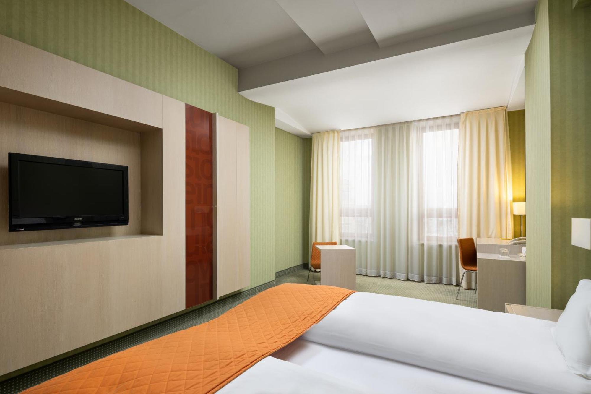 Hotel Golden Tulip Ana Tower Sibiu Dış mekan fotoğraf